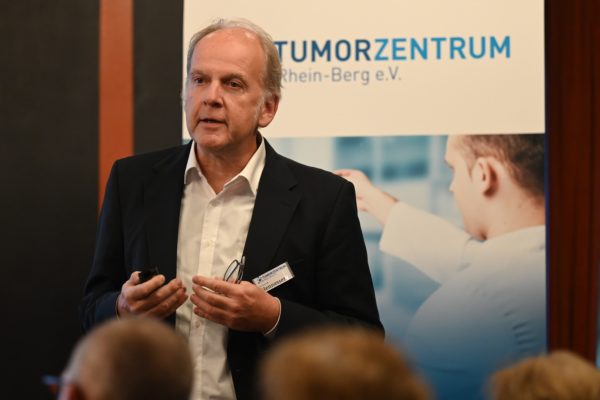 Patientenforum Tumorzentrum Rhein-Berg e.V. - Dr. Dirk Hennesser
